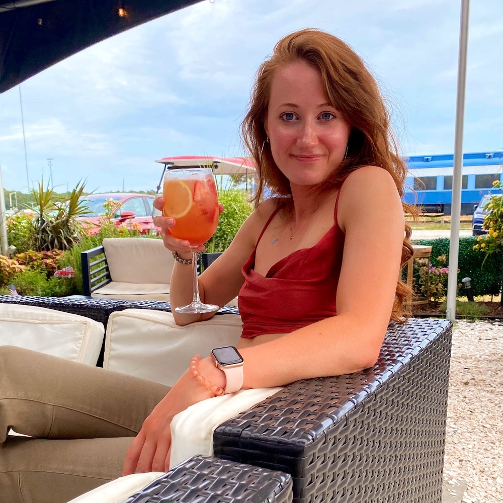 Meet your Posher, Abi